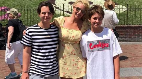 james jayden|All you need to know about Britney Spears youngest son, Jayden。